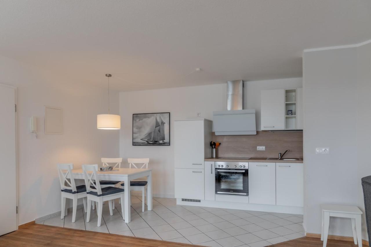 Ferienwohnung Mit Schwimmbadnutzung In Sellin - Haus Strandeck Fewo 14 Goehren  Zewnętrze zdjęcie